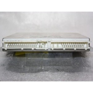 ECU และโมดูลคอมพิวเตอร์มือสองสำหรับรถยนต์ E-class รุ่น 0155457632 - Product Image 3