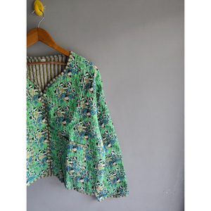 Veste matelassée en coton patchwork floral pour femme, col en V, cardigan rembourré, respirant, vêtement d'extérieur décontracté, cadeau pour elle - Product Image 5
