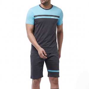Ensemble de survêtement athlétique ajusté bleu ciel et anthracite pour homme – T-shirt et short de sport respirants de qualité supérieure pour l'été et le style décontracté urbain - Product Image 4