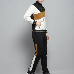 Conjunto deportivo de dos piezas con cremallera para hombre, moderno y funcional, para deporte y uso diario. - Product Image 3