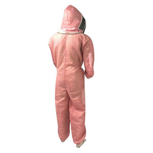 ชุดป้องกันผึ้งพร้อมผ้าคลุมหน้า รุ่น SL-BKS-103 สีชมพู ยี่ห้อ Pink Beekeeper ปกป้องทั้งตัว ใช้ได้ทุกฤดู เหมาะสำหรับงานทั่วไป - Product Image 4