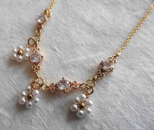 Colgante de Plata 925 con Flor de Margarita Blanca y Perla, Estilo Vintage, con Piedra Natural, Elegante Collar Nupcial, Regalo Ren Faire para Mujer - Product Image 1