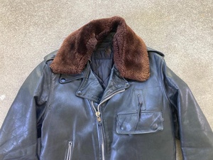 แจ็คเก็ตหนัง PU ปักโลโก้ตามสั่ง สไตล์สตรีทแวร์ แบบ Letterman Varsity สำหรับผู้ชาย บริการ OEM ปิดซิป ผ้าสแปนเด็กซ์ สำหรับฤดูหนาว - Product Image 4