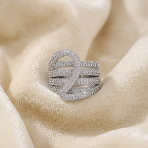 Bague de fiançailles et de mariage artisanale en argent sterling 925 avec zircon cubique naturel de haute qualité certifié IGI, sertie clos - Product Image 6