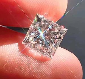 Diamants de laboratoire taille princesse HPHT VVS VS DEF polis, en vrac, prix compétitif, livraison rapide en 10 à 12 jours - Product Image 1