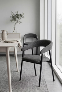 Chaise de salle à manger moderne en métal et fer - Product Image 1
