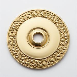 Plaque arrière décorative en laiton finition antique, conçue pour les intérieurs classiques, avec une construction durable et des détails élégants - Product Image 3