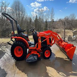 Tractores Kubota 4x4 Usados para Agricultura, Económicos y de Alta Potencia, con Entrega Rápida y Excelente Durabilidad - Product Image 3