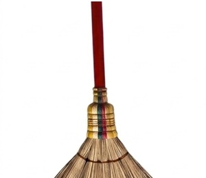 Escoba de coco con mango de madera, cerdas naturales, duradera, estilo clásico, ecológica, para exteriores - Product Image 4