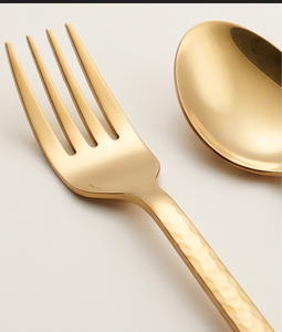 Ensemble de couverts dorés finition mate, design minimaliste, résistant à la rouille, couverts en métal pour mariage, utilisation sur table - Product Image 2