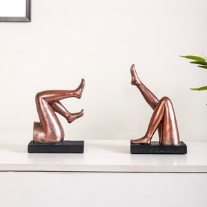 Diseño de regalo único, sujetalibros retro de cultura pop con patas invertidas, estilo vintage, organizador de estantería para el hogar u oficina, personalizable. - Product Image 3
