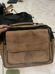 Sac à bandoulière pour homme en cuir véritable rétro, minimaliste, pour le bureau, avec logo, antivol, résistant à l'eau - Product Image 1