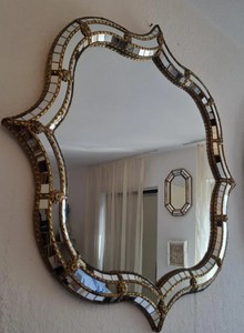 Miroir mural en verre encadré royal fait main de luxe - Product Image 1