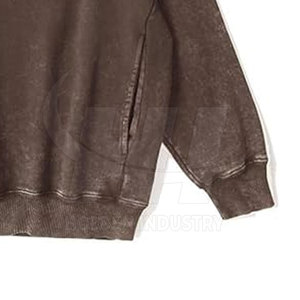 Sudadera Oversize con Lavado Ácido y Corte Relajado para un Estilo Casual - Product Image 6