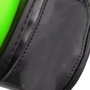 Gants de boxe et de MMA professionnels en cuir PU avec logo personnalisé, résistants, légers et imperméables - Product Image 2