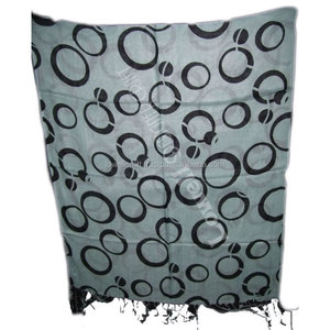 Écharpe en viscose à imprimé géométrique élégant pour femmes, accessoire de mode doux et léger, élégant pour un usage quotidien, écharpe pour le cou, foulard pour la tête - Product Image 2