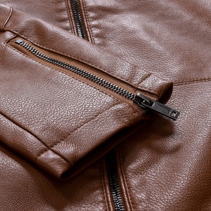 Chaqueta de cuero marrón para hombre, estilo motociclista, con cremallera, corte ajustado, manga regular, estilo otoñal. - Product Image 6