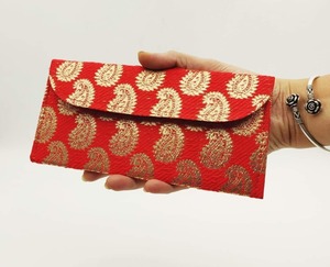 ซองผ้าลายแฟนซีงานฝีมืออินเดีย ของชำร่วยงานเทศกาลและงานเลี้ยง ซองใส่เงินงานแต่งงาน ซองใส่เงินชักเงิน ของชำร่วยงานมงคล - Product Image 3