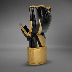 Gants d'entraînement de boxe MMA demi-doigts en cuir véritable de haute qualité, personnalisables, avec fermeture auto-agrippante et respirants, vente en gros - Product Image 2