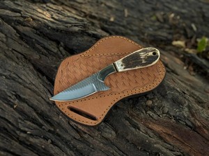 Couteau de chasse et de camping industriel à lame fixe en acier râpé de 7 pouces, fait main par Nordic Forge, manche en bois de cerf, étui en cuir, OEM - Product Image 1