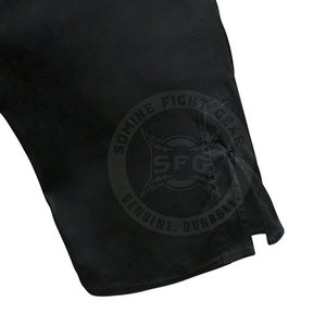 กางเกง MMA ผู้ชายแบบใหม่ ระบายอากาศได้ดี สีพื้น ผลิตในปากีสถาน กางเกง MMA น้ำหนักเบา ขายดีอันดับต้นๆ - Product Image 6