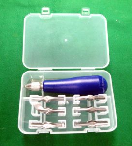 Kit de Cortador de Linóleo Portátil KN0215, Juego de Herramientas para Cortar Madera de Calidad Superior con 6 Cuchillas de Diferentes Estilos, Hecho a Mano y Duradero - Product Image 3