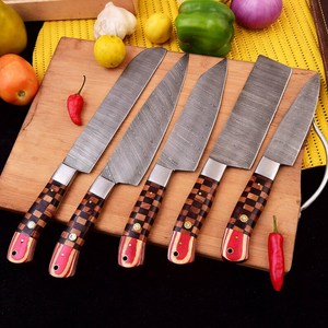 UA Supplies – Ensemble de 5 couteaux de chef en acier Damas forgé à la main, manche ergonomique en bois, style moderne, pleine longueur de lame, ambidextre - Product Image 4