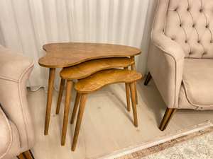 Ensemble de tables d'appoint décoratives en bois massif en forme de cœur, tables d'appoint empilables en bois, meubles de salon, chambre à coucher, table basse - Product Image 2