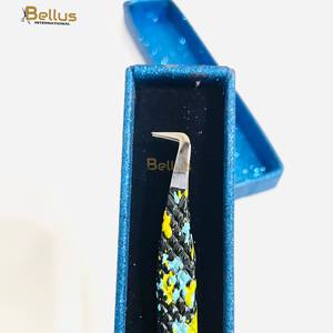 แหนบต่อขนตา Bellus International รุ่น Volume ทำจากสแตนเลส ปลายเรียบ 90 องศา รับผลิตแบรนด์ส่วนตัว (OEM) - Product Image 2