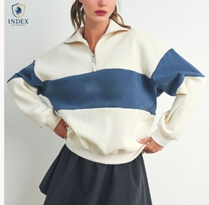 เสื้อสเวตเชิ้ตผู้หญิงทรงโอเวอร์ไซส์ แบรนด์ Index Apparel รุ่น Color Block คอตั้ง แขนยาว ซิป ¼ ตัว  ไหล่ตก  ใส่ได้ในช่วงฤดูใบไม้ร่วง - Product Image 1