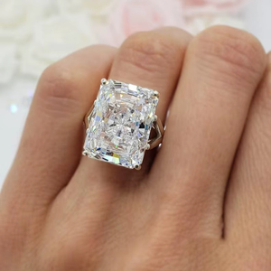 Anillo Solitario de Moissanita Brillante de 5 Quilates con Corte Radiante, Plata de Ley 925 Original, Regalo de Aniversario o Boda para Fiestas, Joyería - Product Image 1