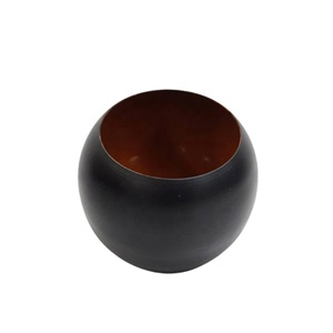 Bougie en fer et verre de couleur or, bocaux à cylindre et à lanterne avec supports en métal doré, articles de décoration intérieure en vrac - Product Image 4