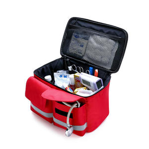 Sac de secouriste rouge haute visibilité, multi-poches, organisateur médical tactique pour les premiers intervenants et les professionnels des services d'urgence - Product Image 2