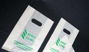 Sac biodégradable écologique léger avec un design moderne pour les détaillants et les marques de services alimentaires - Product Image 2