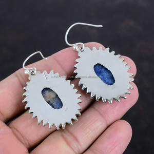 Pendiente de Plata de Ley 925 sólida, pendientes de diseñador, joyería de piedras preciosas de sodalita, regalos de aniversario, pendiente decente, joyería hecha a mano - Product Image 6