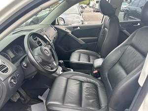 Volkswagen <span class=keywords><strong>Tiguan</strong></span> <span class=keywords><strong>2012</strong></span> 1.8TSI Automatique à deux roues motrices, version Elite, bon <span class=keywords><strong>prix</strong></span>, fabriqué en Chine - Product Image 3