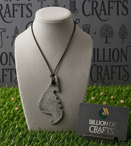 Collier amulette médiévale forgé à la main, pendentif viking nordique, bijoux gothiques faits à la main par un forgeron - Product Image 2