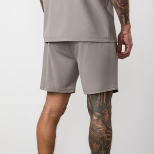 Ensemble de shorts pour hommes de couleur unie, vêtements de sport, ensemble de shorts pour hommes en gros, respirant, fabriqué dans les meilleurs matériaux - Product Image 2