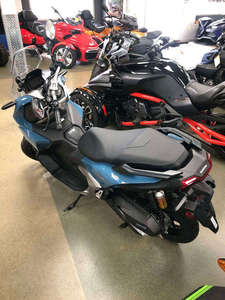 OFFRE DE VENTE <span class=keywords><strong>2023</strong></span> 2024 <span class=keywords><strong>Yamaha</strong></span> <span class=keywords><strong>TMAX</strong></span> 560 MY22 Moto - Product Image 4