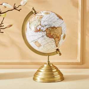 Globo Terráqueo Giratorio Ecológico de Alta Calidad, Metal Pulido, Forma Geométrica, Mapa Decorativo, Tamaño y Color Personalizables, Artesanía en Metal - Product Image 3