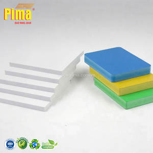 Panneau en mousse PVC WPC blanc pour armoires de salle de bain et moulures de meubles, densité 0,6 g/cm³ - Product Image 1