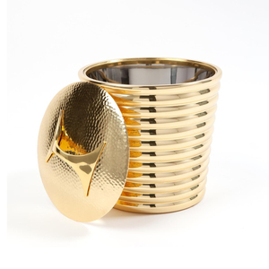 Seau à glace cylindrique côtelé doré en métal, conteneur décoratif pour bar, idéal pour les fêtes, mariages, événements et la décoration de bar à domicile - Product Image 2