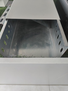 Canaux de câblage en acier à assemblage rapide, type gouttière, avec surface galvanisée à chaud pour la construction industrielle sur site - Product Image 6