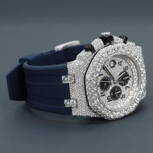 Montre sport personnalisée 44MM avec logo UK, mouvement à quartz, verre saphir, bracelet en caoutchouc, étanche 100 mètres - Product Image 1