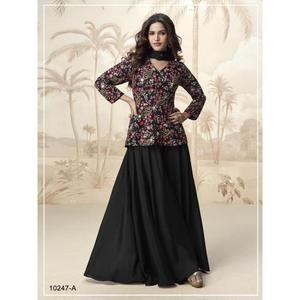 ชุดคุรตะปาลาซโซ่ ดีไซน์เนอร์ ผลิตจากผ้าไหมชิโนนเนื้อหนา พร้อมงานปักเลื่อม งานฝีมือคุณภาพสูง ชุดพื้นเมืองสำหรับผู้หญิง เหมาะสำหรับงานแต่งงานและงานปาร์ตี้ - Product Image 1