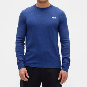 Chemise en tricot gaufré classique, design texturé, tissu doux au toucher, chemise en tricot gaufré parfaite pour les looks décontractés et élégants - Product Image 2