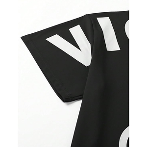 เสื้อยืดโอเวอร์ไซส์สีดำสำหรับผู้ชาย พิมพ์ลายกราฟิก Victory สไตล์สตรีทแวร์ แขนสั้น คอกลม ผ้าเจอร์ซีย์คอตตอน - Product Image 3
