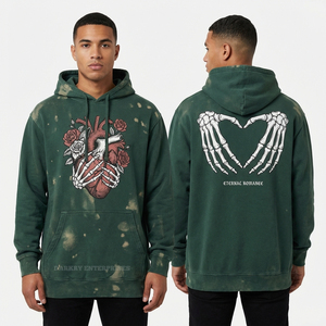 Sudadera con Capucha Oversize Naranja Personalizada para Hombre, con Hombros Caídos, Estampado de Rosas 'Reflejos de Amor' y Gráfico de Vidrio Roto, Estilo Urbano - Product Image 2