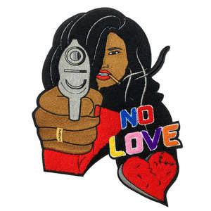 Parches de bordado de chenilla con borde merrow adhesivo de moda No Love, con reverso termoadhesivo duradero para ropa urbana - Product Image 1