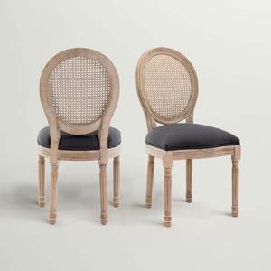 Chaise de salle à manger moderne à dossier haut en bois massif sculpté avec rembourrage en coton, artisanat d'art manuel du Rajasthan - Product Image 1